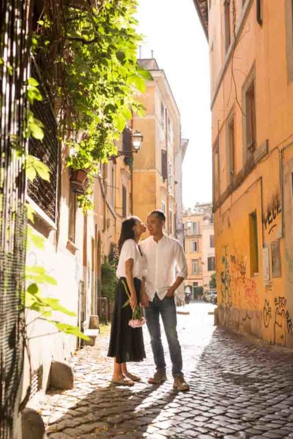 elopement session in rome