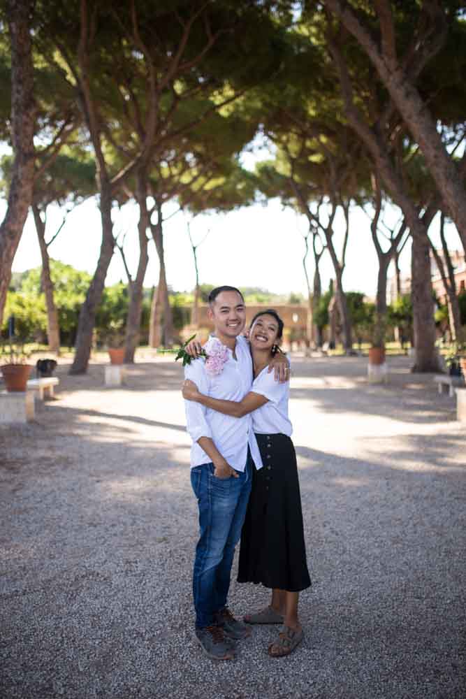 engagement photographer photo tour in rome
